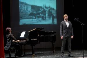 030Predstavitev knjige M Vilhar Foto atelje Postojna